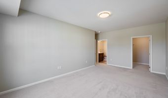 1427 34th Ave SW 220, Altoona, IA 50009