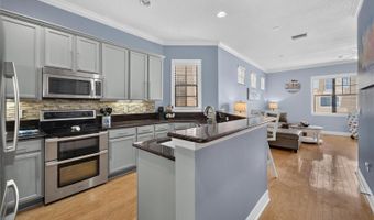 6407 MAYRA SHORES Ln, Apollo Beach, FL 33572