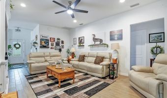 1153 BISHOP St, Avon Park, FL 33825