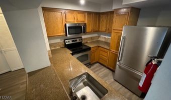 54 Wentworth Rd, Bedminster, NJ 07921