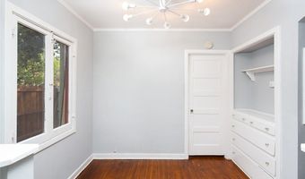 455 E Sacramento St, Altadena, CA 91001