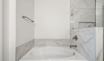 1485 Faircrest Ln, Alpharetta, GA 30004