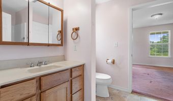 1331 Dunbar Ave, Bay St. Louis, MS 39520