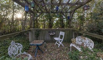 73 Thames St 1, Newport, RI 02840