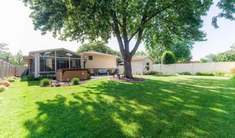 554 N Green Ridge St, Addison, IL 60101