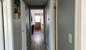 26 Raymond St, Coventry, RI 02816