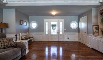 107 Woodhill Rd, Bardstown, KY 40004