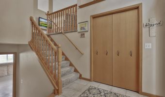 3730 Tower Pond Dr, Anoka, MN 55303
