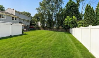 287 Cowesett Rd, Warwick, RI 02886