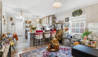 18 3rd St, Middlesex, NJ 07001