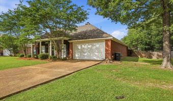 215 Old Town Ln, Brandon, MS 39042