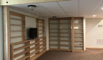 223 Silver Leaf Dr, Becket, MA 01223