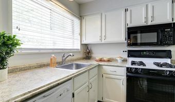 10667 MONTROSE Ave M-4, Bethesda, MD 20814