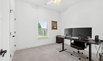 1902 SW Edinburgh Ave, Bentonville, AR 72713