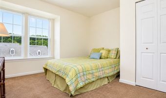 122 Broadstone Dr, Adams Twp., PA 16046