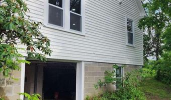 14 Highland Ave, Augusta, ME 04330