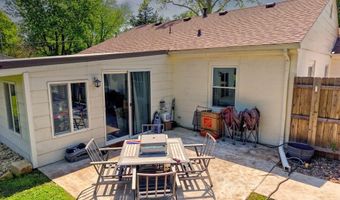 238 E Radio Ln, Arkansas City, KS 67005