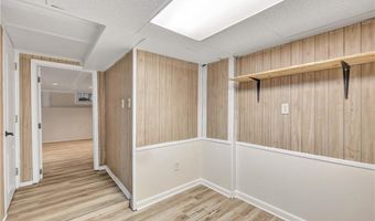 8 Sojo Rd Legal In-Law, Brookfield, CT 06804