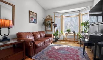 13310 Glenhaven Ct, Apple Valley, MN 55124