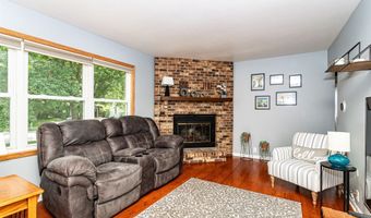 1621 Carroll Ave, Ames, IA 50010