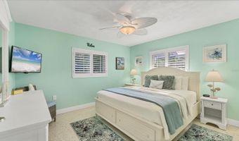 154 CRESCENT Dr, Anna Maria, FL 34216