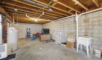 792 King Ridge Dr, Ashland, OH 44805