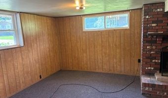 5203 Black Oak Rd, Alton, IL 62002
