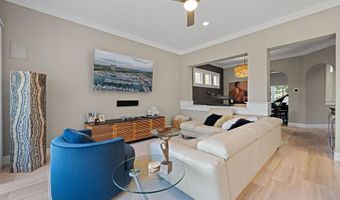 834 S Cedros, Solana Beach, CA 92075