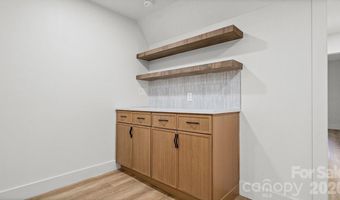 3320 Winterfield Pl, Charlotte, NC 28205