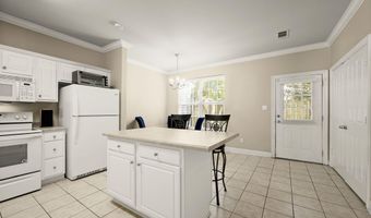 5375 Arlington Ct, Baton Rouge, LA 70820