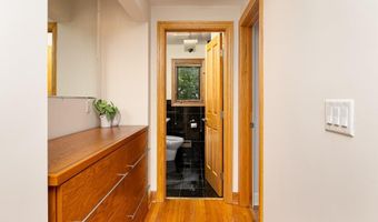 2135 Tuomy Rd, Ann Arbor, MI 48104