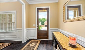 662 BANBURY St, Auburn, AL 36832