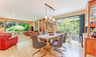 4221 ELIZABETH Ln, Annandale, VA 22003