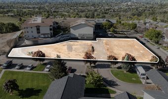 993 Mountain Meadows Dr, Ashland, OR 97520