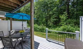 121 Twin Brook Ln 121, Bellingham, MA 02019