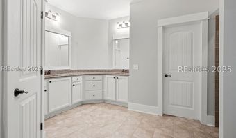 5 Nandina Ct, Bluffton, SC 29910