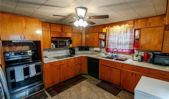 212 N 9th St, Atchison, KS 66002
