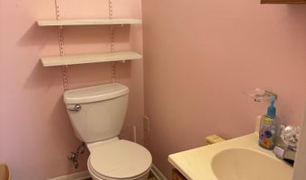 120 HILLDALE Ct, Claymont, DE 19703