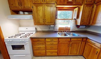 176 Powers Ave N, Alden, MN 56009