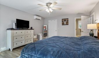 4 Dunnmoore Dr, Bow, NH 03304