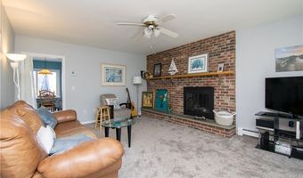 20 Morrison Ave, Middletown, RI 02842