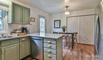 455 New Haw Creek Rd, Asheville, NC 28805