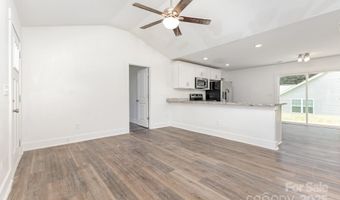 295 Colston St, Albemarle, NC 28001