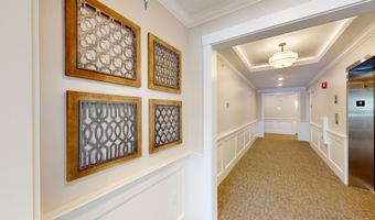 4 Longview Dr 404, Atkinson, NH 03811