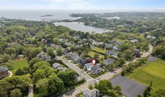 109 Carroll Ave, Newport, RI 02840