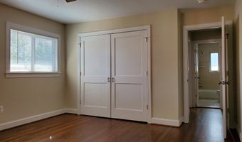 206 E WINDSOR Ave 101, Alexandria, VA 22301