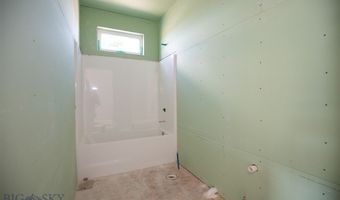 500 Spaniel Ln, Belgrade, MT 59714