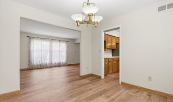 2825 Tuebingen Pkwy, Ann Arbor, MI 48105