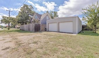 209 N Wickham St, Alvord, TX 76225