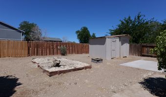 194 6th St, Fernley, NV 89408
